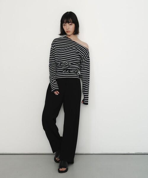 EMMEL REFINES(エメルリファインズ)の「<EMMEL REFINES>EM センタープレス トロミ パンツ(スラックス・レディース・ブラック/ダークグレー・M/S)」の1枚目の写真