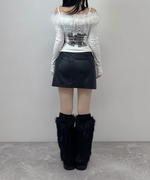 FOLLOWIN(フォロウィン)の「【 ポンポン取り外し可能】レースアップ ファーレッグウォーマー(レッグウォーマー・レディース・ブラック/ホワイト・FREE)」の19枚目の写真
