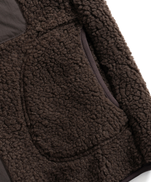 WILD BRICKS(ワイルドブリックス)の「W24 FLEECE VEST (dark brown)(ベスト・メンズ・その他・MEDIUM/LARGE/X-LARGE)」の6枚目の写真