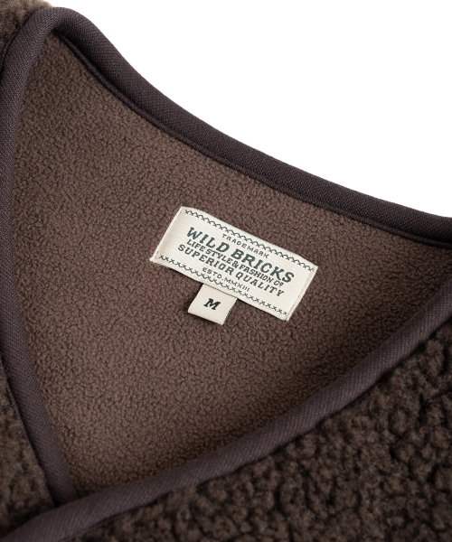 WILD BRICKS(ワイルドブリックス)の「W24 FLEECE VEST (dark brown)(ベスト・メンズ・その他・MEDIUM/LARGE/X-LARGE)」の8枚目の写真