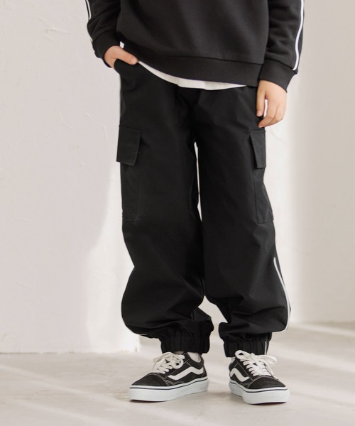 coca（coca）（コカ）の「キッズ ラインカーゴジョガーパンツ（スウェットパンツ・キッズ・ブラック/カーキ・120/130/140/150）」の12枚目の写真
