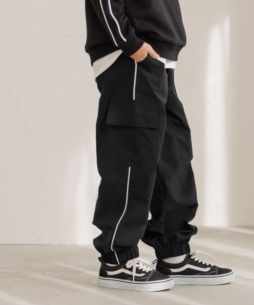 coca（coca）（コカ）の「キッズ ラインカーゴジョガーパンツ（スウェットパンツ・キッズ・ブラック/カーキ・120/130/140/150）」の14枚目の写真