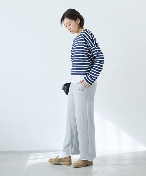 le.coeur blanc(ルクールブラン)の「スウェットイージーワイドパンツ(スウェットパンツ・レディース・ライトグレー/アイボリー・38)」の13枚目の写真