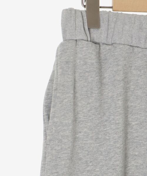 le.coeur blanc(ルクールブラン)の「スウェットイージーワイドパンツ(スウェットパンツ・レディース・ライトグレー/アイボリー・38)」の20枚目の写真