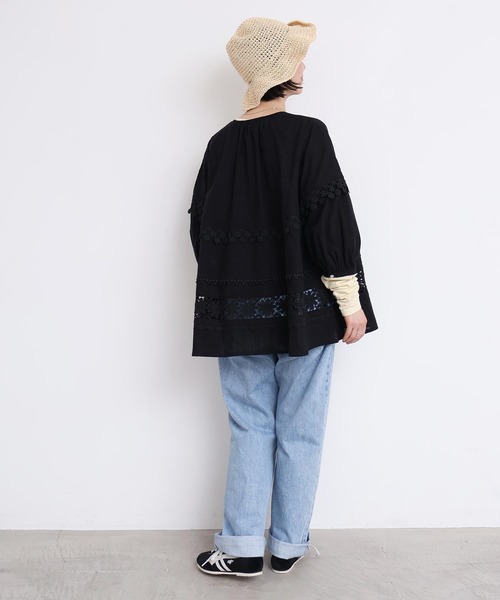 l'atelier du savon(アトリエドサボン)の「つぎはぎレース パッチワークブラウス(シャツ/ブラウス・レディース・ブラック/ホワイト・FREE)」の8枚目の写真