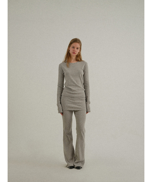 SUNDAY FRUIT MARKET(サンデーフルーツマーケット)の「W) SUN FLOWER LS TEE GRAY(Tシャツ/カットソー・レディース・その他・SMALL/MEDIUM)」の6枚目の写真