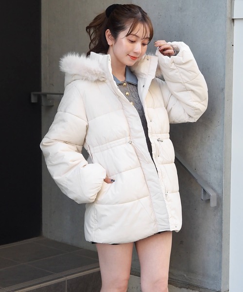 tiptop（ティップトップ）の「ベルト付きフードファーミドルコート