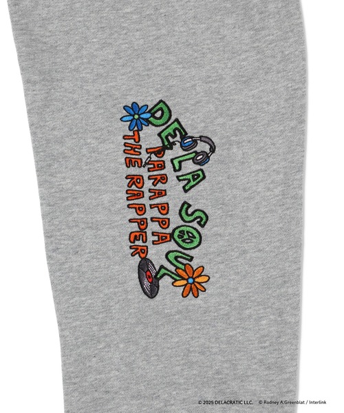WIND AND SEA（ウィンダンシー）の「PARAPPA x DE LA SOUL x WDS SWEATPANT（スウェットパンツ・メンズ・グレー/ブラック・L/XL/M）」の9枚目の写真