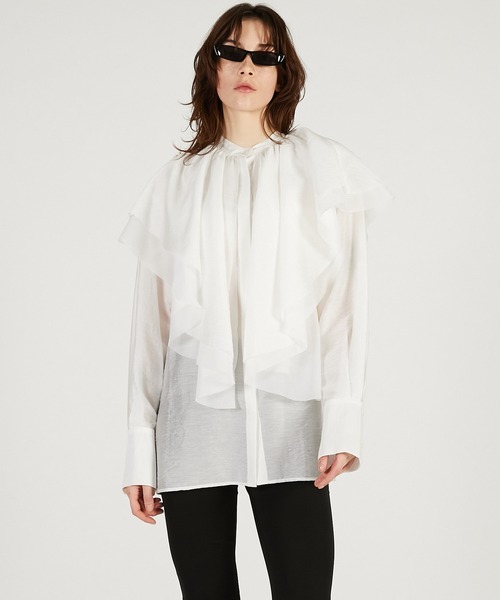 PRANK PROJECT（プランクプロジェクト）の「ボリュームラッフル2WAYトップ / Volume Ruffled 2WAY Top（シャツ/ブラウス・レディース・ブラック/ホワイト・FREE）」の7枚目の写真