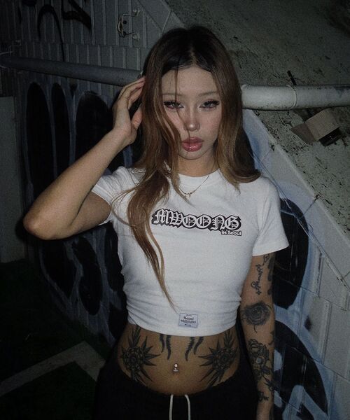 MWOONG(ムン)の「bloom in Seoul crop Tee(white)(Tシャツ/カットソー・レディース・その他・FREE)」の8枚目の写真