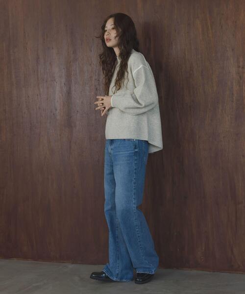 URBAN RESEARCH Sonny Label（アーバンリサーチサニーレーベル）の「バックラウンドカラーシームニットプルオーバー（ニット/セーター・レディース・ピンク/チャコールグレー/オートミール/イエロー・FREE）」の10枚目の写真