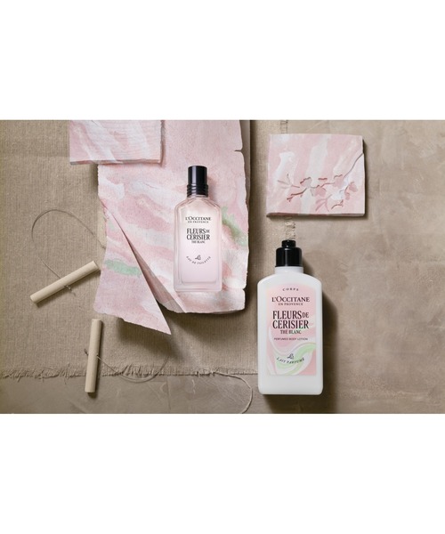 L'OCCITANE(ロクシタン)の「【数量限定】テ・ブランサクラ パフュームド ボディミルク 250mL(ボディケア/ボディクリーム・レディース・その他・FREE)」の4枚目の写真