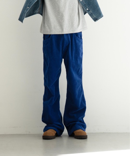 KAIKO(カイコー)の「KAIKO Colored cord flares(その他パンツ・メンズ・ライトベージュ/サックスブルー/ブルー・1/2/3)」の3枚目の写真