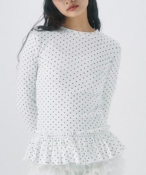FEKETE(フェケテ)の「frill long sleeve tee / フリルロンT(Tシャツ/カットソー・レディース・ホワイト/グレー系その他/ホワイト系その他・SMALL/LARGE/MEDIUM)」の3枚目の写真