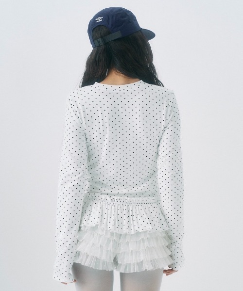 FEKETE(フェケテ)の「frill long sleeve tee / フリルロンT(Tシャツ/カットソー・レディース・ホワイト/グレー系その他/ホワイト系その他・SMALL/LARGE/MEDIUM)」の12枚目の写真