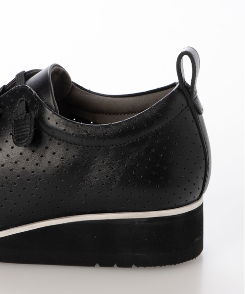 enchanted(エンチャンテッド)の「本革サイドジップエラスティックレースウェッジスニーカー(スニーカー・レディース・ホワイト/ブラック・24/23.5/23/22.5/25/24.5)」の7枚目の写真