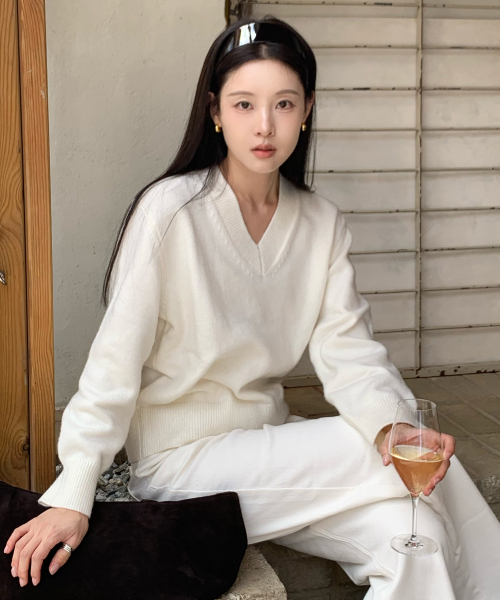 MIND BRIDGE WOMEN（マインドブリッジウーマン）の「[W][エアウル]オーバーサイズVネックニット -2カラー（ニット/セーター・レディース・ブラウン/グレー/アイボリー・55/66）」の9枚目の写真