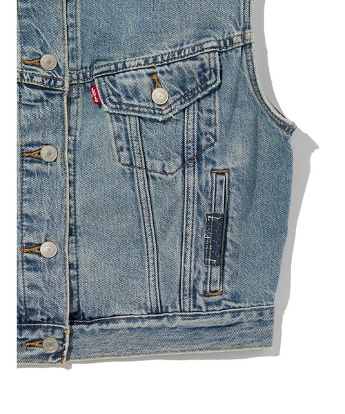 Levi's(リーバイス)の「Levi's/リーバイス 501(R) DAY SPECIAL COLLECTION ノーカラー SHRUNKEN 90S ベスト(ベスト・レディース・インディゴブルー・S/M/XS)」の8枚目の写真