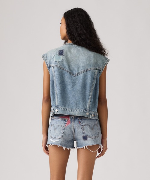 Levi's(リーバイス)の「Levi's/リーバイス 501(R) DAY SPECIAL COLLECTION ノーカラー SHRUNKEN 90S ベスト(ベスト・レディース・インディゴブルー・S/M/XS)」の3枚目の写真