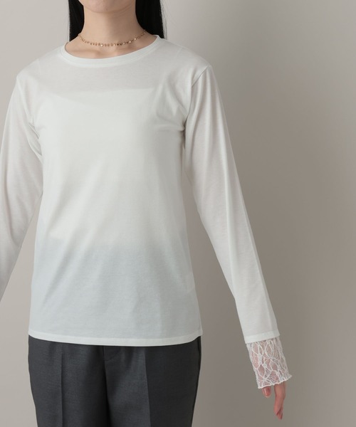 A part by（アパートバイ）の「レースレイヤードスリーブ_長袖（Tシャツ/カットソー・レディース・オフホワイト/ライトブルー/ブラック・FREE）」の11枚目の写真