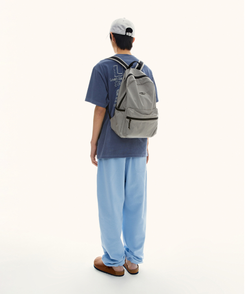 LMCの「OVAL GLOBE BACKPACK black(バックパック/リュック・レディース・その他・ONE SIZE)」の4枚目の写真