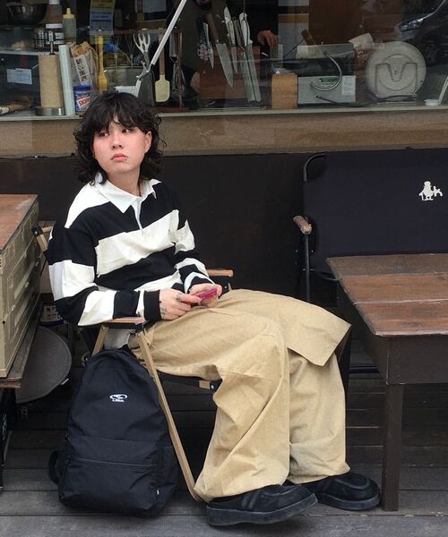 LMCの「OVAL GLOBE BACKPACK black(バックパック/リュック・レディース・その他・ONE SIZE)」の3枚目の写真