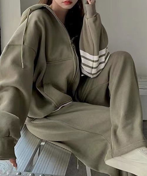 Flugge(フラッジー)の「ラインジップパーカーセットアップ(パーカー・レディース・グリーン・LARGE/MEDIUM)」の13枚目の写真