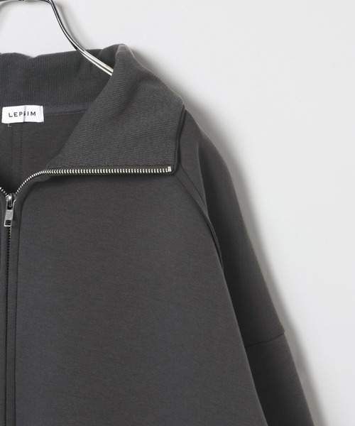LEPSIM（レプシィム）の「パフエアZIPカーディガン　645411（カーディガン/ボレロ・レディース・チャコールグレー/グレー/オフホワイト・FREE）」の6枚目の写真