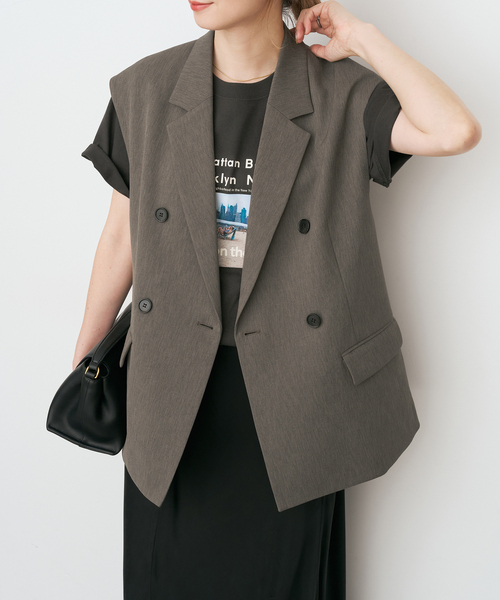 Spick & Span（スピックアンドスパン）の「エアリーブレンドダブルブレストジレ（その他アウター・レディース・ベージュ/ブラウン・38/36）」の6枚目の写真