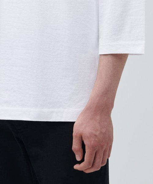 MUSINSA STANDARD（ムシンサスタンダード）の「クルーネック7部Tシャツ[ホワイト]（Tシャツ/カットソー・メンズ・その他・LARGE/MEDIUM/SMALL/X-LARGE）」の5枚目の写真