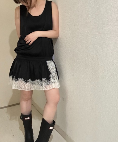 Henon.(ヘノン)の「レースドッキングペプラムトップス(その他トップス・レディース・オフホワイト/ブラック・F)」の2枚目の写真