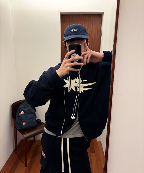 NICE GHOST CLUB(ナイスゴーストクラブ)の「3STAR APPLIQUE HOODIE ZIP UP_5colors(NG2GSUM490A)(パーカー・レディース・ネイビー/ライトグレー/バーガンディー・SMALL/MEDIUM)」の12枚目の写真