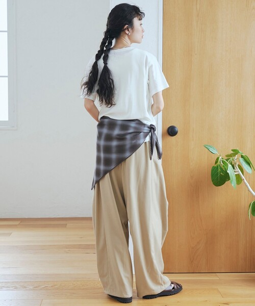 coen(コーエン)の「【再入荷/新色登場】Feel Soft / フィールソフト 接結 半袖Tシャツ(Youtube紹介アイテム)(Tシャツ/カットソー・レディース・ブラック/ナチュラル/オフホワイト/ベージュ/ブラウン/ライトピンク・L/M)」の9枚目の写真