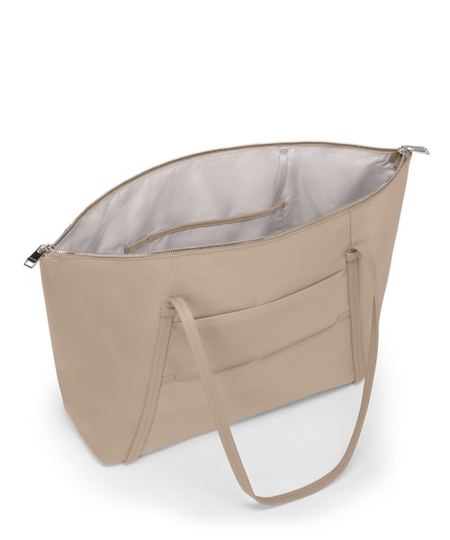 TUMI（トゥミ）の「VOYAGEUR 「キュー」トート（トートバッグ・レディース・ブラック×ゴールド/インディゴブルー/オートミール・FREE）」の21枚目の写真