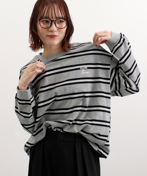 ABYS（アビス）の「ロゴ刺繍ボーダーロンT（Tシャツ/カットソー・レディース・グレー/アイボリー/ネイビー/ブルー・FREE）」の3枚目の写真