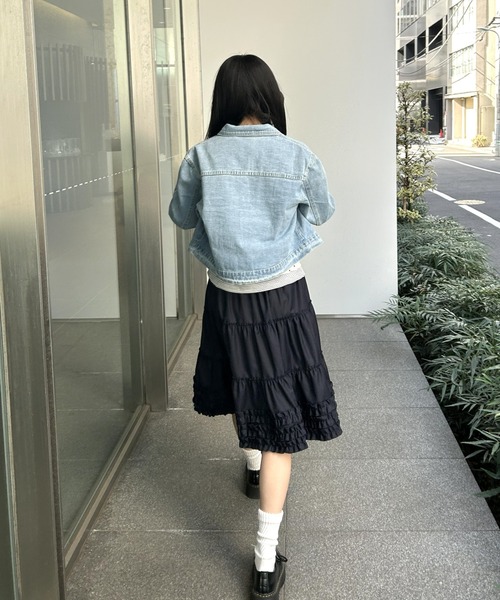 LAC-VERT(ラック・ヴェール)の「ワイドスリーブデニムジャケット(デニムジャケット・レディース・ブラック/ライトブルー/ブルー/ネイビー・FREE)」の10枚目の写真