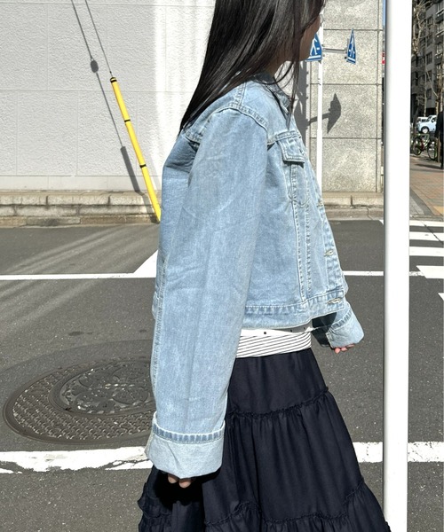 LAC-VERT(ラック・ヴェール)の「ワイドスリーブデニムジャケット(デニムジャケット・レディース・ブラック/ライトブルー/ブルー/ネイビー・FREE)」の8枚目の写真