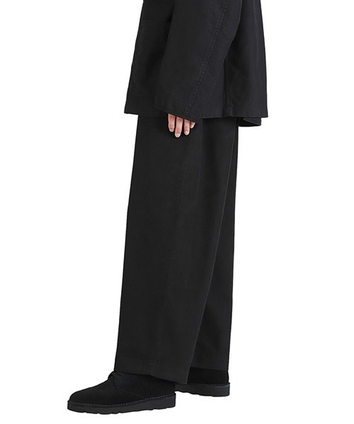 PORTER CLASSIC（ポータークラシック）の「Porter Classic / ポータークラシック：MOLESKIN GENE KELLY PANTS：PC-019-3540[COR]（スラックス・メンズ・ブラック・L）」の4枚目の写真