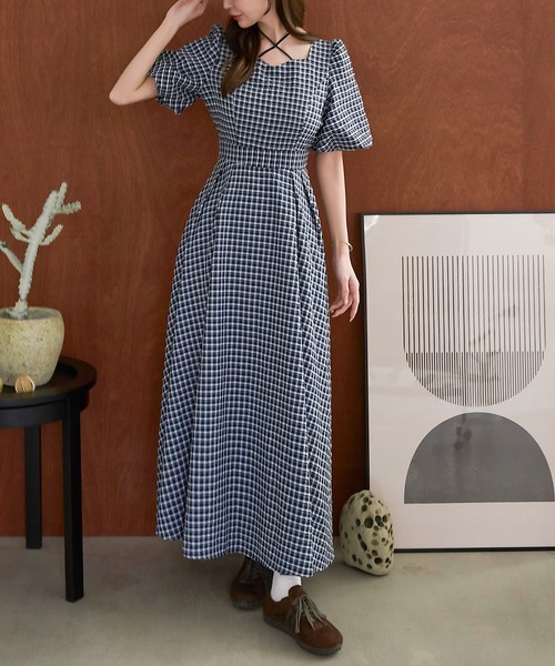 Meiru（メイル）の「チェックパフスリーブフレアワンピース（ワンピース・レディース・ブラウン/ネイビー/ブルー・LARGE/MEDIUM/SMALL）」の16枚目の写真