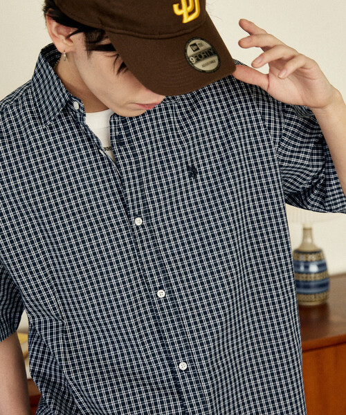 U.S. POLO ASSN.(ユーエスポロアッスン)の「U.S. POLO ASSN.U.S. POLO ASSN. × PUBLUX/ユーエスポロアッスン 別注 ワンポイント チェック ショートスリーブシャツ 限定(シャツ/ブラウス・メンズ・チャコールグレー/ブラック/ホワイト/モカ/ベージュ/ネイビー・S/M/L)」の10枚目の写真