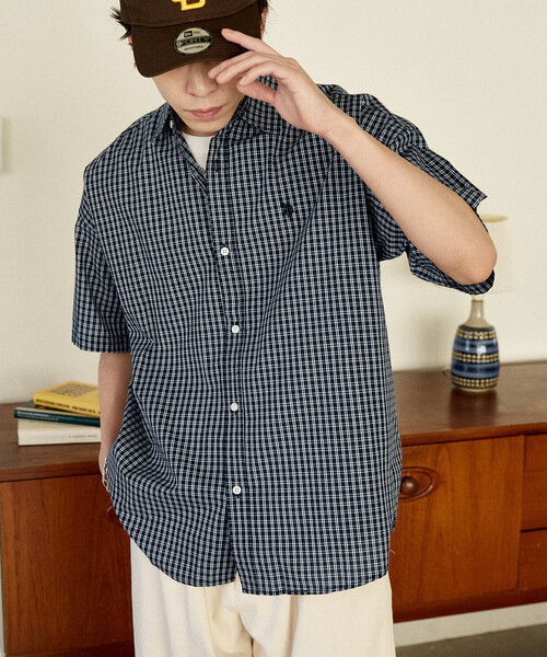 U.S. POLO ASSN.(ユーエスポロアッスン)の「U.S. POLO ASSN.U.S. POLO ASSN. × PUBLUX/ユーエスポロアッスン 別注 ワンポイント チェック ショートスリーブシャツ 限定(シャツ/ブラウス・メンズ・チャコールグレー/ブラック/ホワイト/モカ/ベージュ/ネイビー・S/M/L)」の13枚目の写真