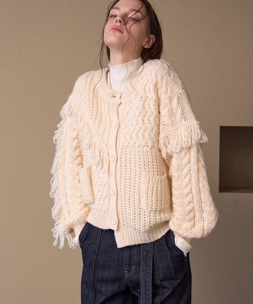 MIELI INVARIANT（ミエリインヴァリアント）の「Fringe Spot Knit Cardigan（カーディガン/ボレロ・レディース・アイボリー/ブラック・FREE）」の10枚目の写真