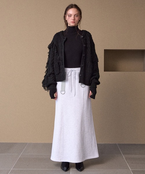 MIELI INVARIANT（ミエリインヴァリアント）の「Fringe Spot Knit Cardigan（カーディガン/ボレロ・レディース・アイボリー/ブラック・FREE）」の4枚目の写真