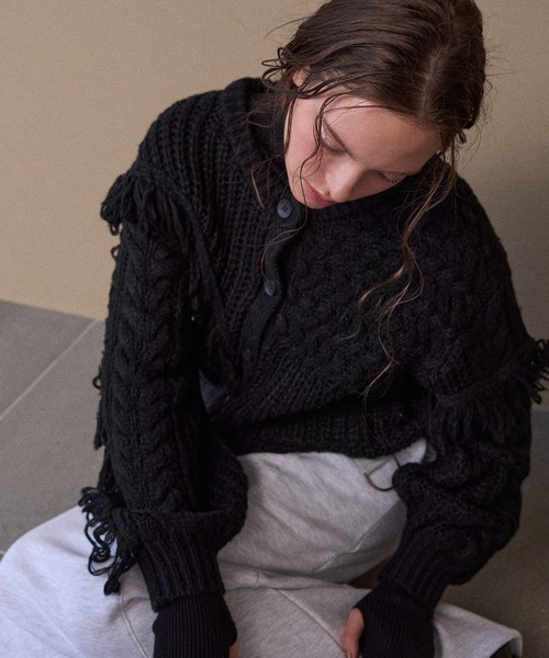 MIELI INVARIANT（ミエリインヴァリアント）の「Fringe Spot Knit Cardigan（カーディガン/ボレロ・レディース・アイボリー/ブラック・FREE）」の7枚目の写真