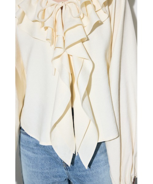 AZUL by moussy(アズールバイマウジー)の「ラッフルロングスリーブブラウス(シャツ/ブラウス・レディース・アイボリー/ブラック/ストライプ・FREE)」の10枚目の写真