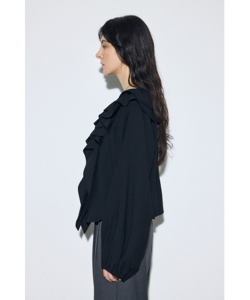 AZUL by moussy(アズールバイマウジー)の「ラッフルロングスリーブブラウス(シャツ/ブラウス・レディース・アイボリー/ブラック/ストライプ・FREE)」の14枚目の写真