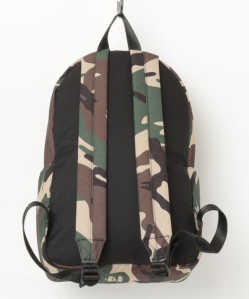 AAPE BY A BATHING APE（エーエイプバイアベイシングエイプ）の「AAPE NOW BACKPACK(camouflage)（バックパック/リュック・メンズ・グリーン系その他2・FREE）」の6枚目の写真