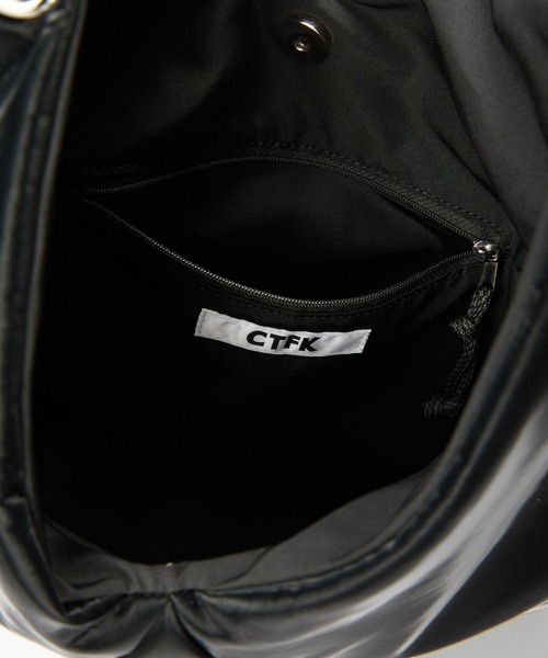 CONTROL FREAK / CTFK(コントロールフリーク)の「CONTROL FREAK / CTFK(コントロールフリーク/シーティーエフケー)MIX CODEラウンドバッグ(トートバッグ・レディース・ブラック・FREE)」の12枚目の写真