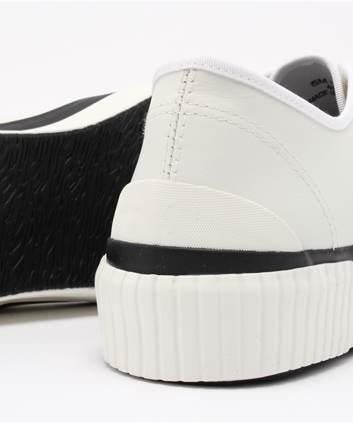 JULIEN DAVID（ジュリエンデビッド）の「JULIEN DAVID / ジュリアンデイヴィット レザースニーカー（スニーカー・メンズ・ホワイト・41/43）」の3枚目の写真