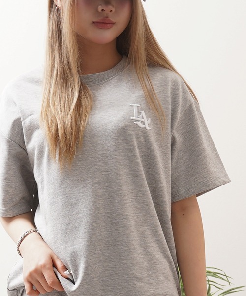 STAY GOLD（ステイゴールド）の「【STAYGOLD】LA ロゴ刺繍 ショート丈 ボックスシルエット 裏毛スウェットTシャツ / セットアップ対応 / LA Logo Embroidered Sweatshirt T-Shirt（Tシャツ/カットソー・レディース・ブラック/ホワイト/グリーン/ネイビー/グレー・XL/M/L）」の21枚目の写真